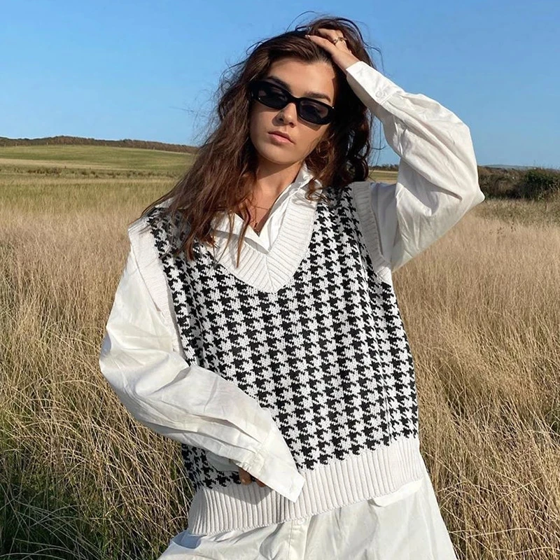 

Fashion Girls Cute Knitted Vest Pullovers Autumn Waistcoat Tops Sleeveless Loose Female Vintage Plaid Sweater Vest
