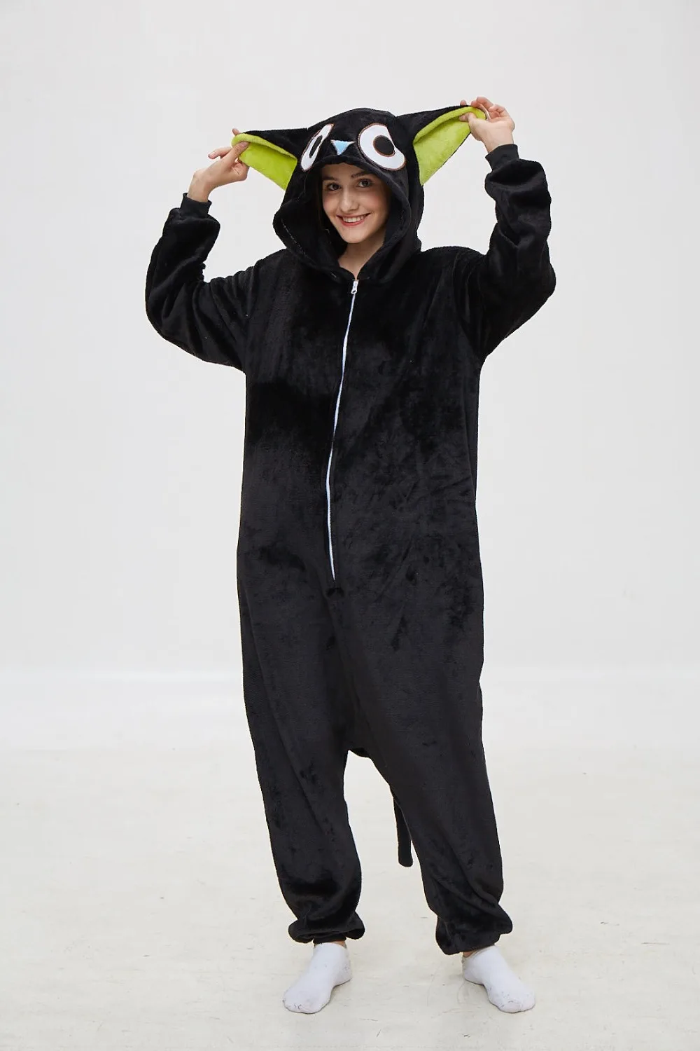 12769479513_2109517167