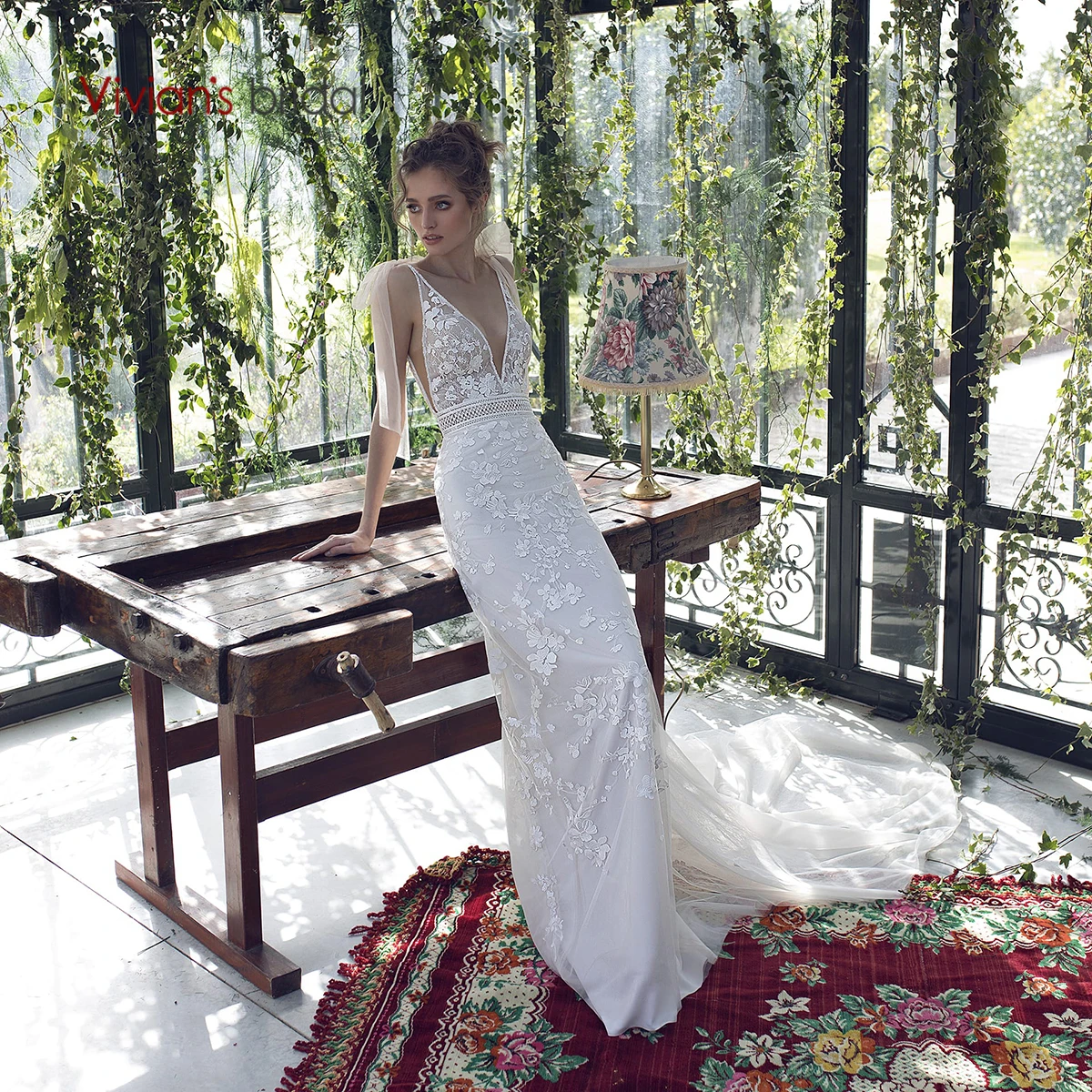 

Vivian's Bridal Isreal Hot Boho Sheath Wedding Dress 2019 Sexy Double Deep V-neck Lace Appliques Court Train Beach Bridal Dress