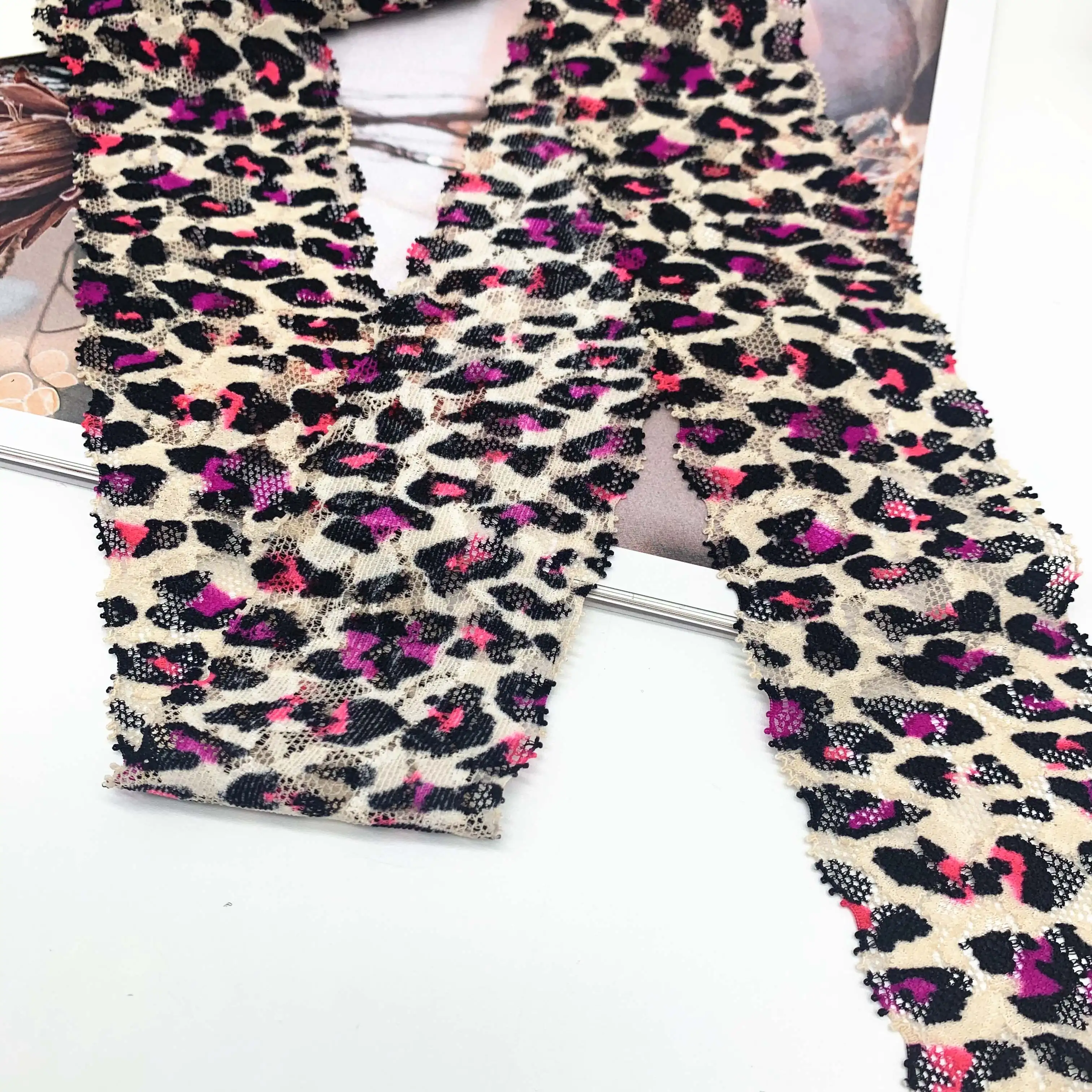 Width 2 1/8 inch 5.50cm Narrow Printed Leopard Stretch Lace Trim 2