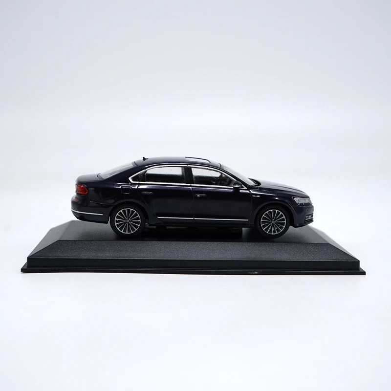 Высококачественная оригинальная модель из сплава PASSAT 1:43, коллекция подарков для моделирования, металлическая модель автомобиля, украшения