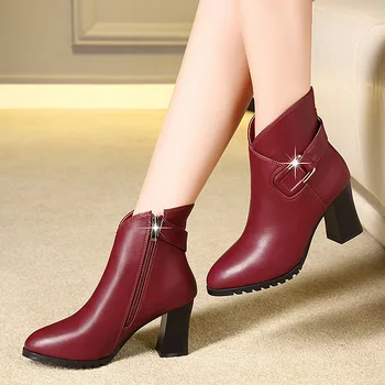

New Arrivals Women Genuine Leather Square Heels Round Toe High Heels Ankle Boots Zipper Ladies Sexy Short Boots Shoes X0120