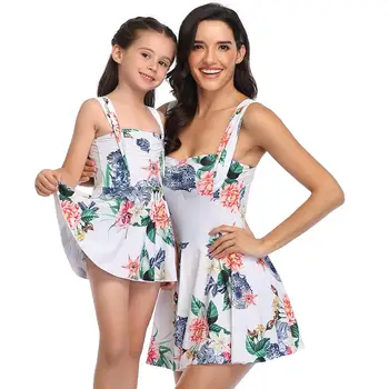 

Ruffled Floral Swimsuit Mother Daughter Matching Swimwear Mommy and Me Bath Suits Family Sister Matching Clothes Outfits Look