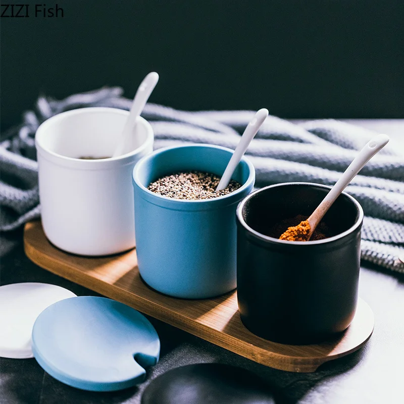

Ceramics Spice Jar with Lid Have A Spoon Salt Sugar Storage Tank 3-piece Set Nordic Style Household Seasoning Tool