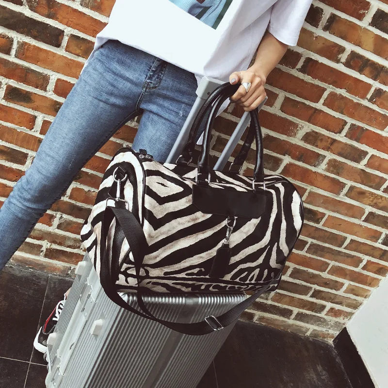 Новые женские дорожные сумки с рисунком зебры из искусственной кожи, вместительная Женская багажная сумка, чемодан, багажные сумки, дорожная посылка, сумка для путешествий