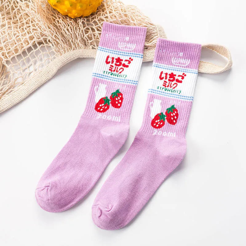 Kreative-Hohe-Qualit-t-Mode-Harajuku-Kawaii-Gl-cklich-Socken-Frauen-Milch-Lebensmittel-Malerei-Erdbeere-Tier(11)