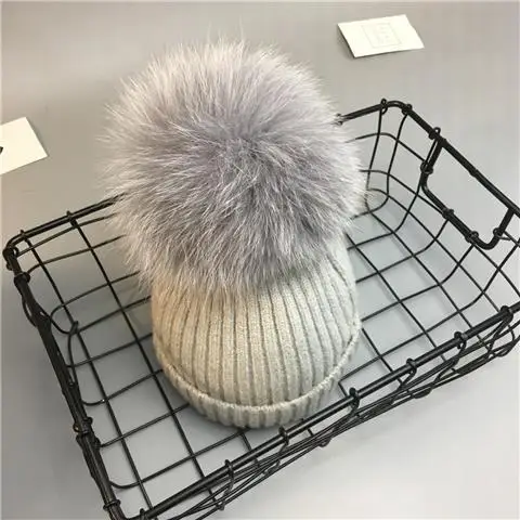 LIGHT GRAY Милые Детские Девочки помпон зимние наборы шарф шапка натуральный шарик из меха лисы мать дети теплые вязаные шапки бини родитель-Детские шапочки - Цвет: LIGHT GRAY
