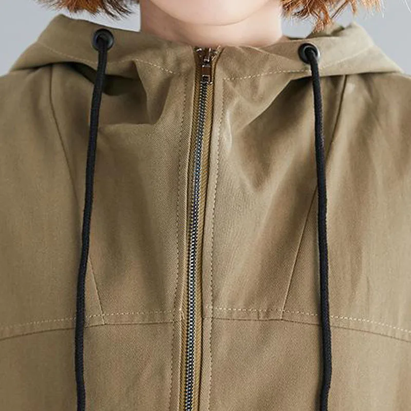 Новинка, осенне-зимняя Корейская ветровка с капюшоном и карманами на молнии, простая Женская куртка для отдыха размера плюс