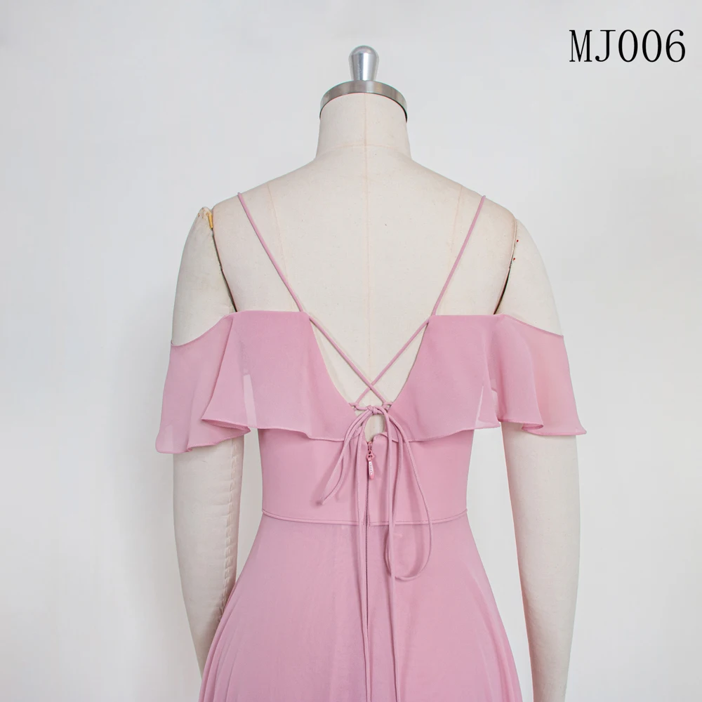 Рисунок 5 - Вечерний наряд для женщин и мальчиков