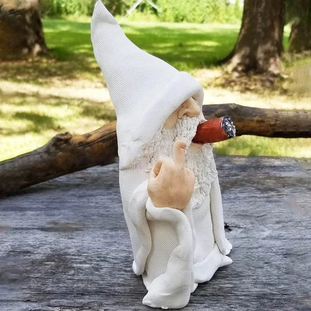 Vicces Dohányzás Törpe Kerti Szobrászat Díszek Scornful Varázsló Gnome Szobor Ajándék Beltéri Kültéri Figurák 2021 Otthoni Udvari Dekoráció - Image 3