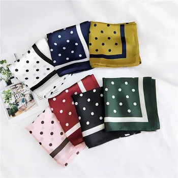 

2020 Spain Luxury Brand Silk Scarf Women Loop Dot Square Shawls and Wraps Small Neckerchief Hair Tie Neck Hijabs Foulard 70*70Cm