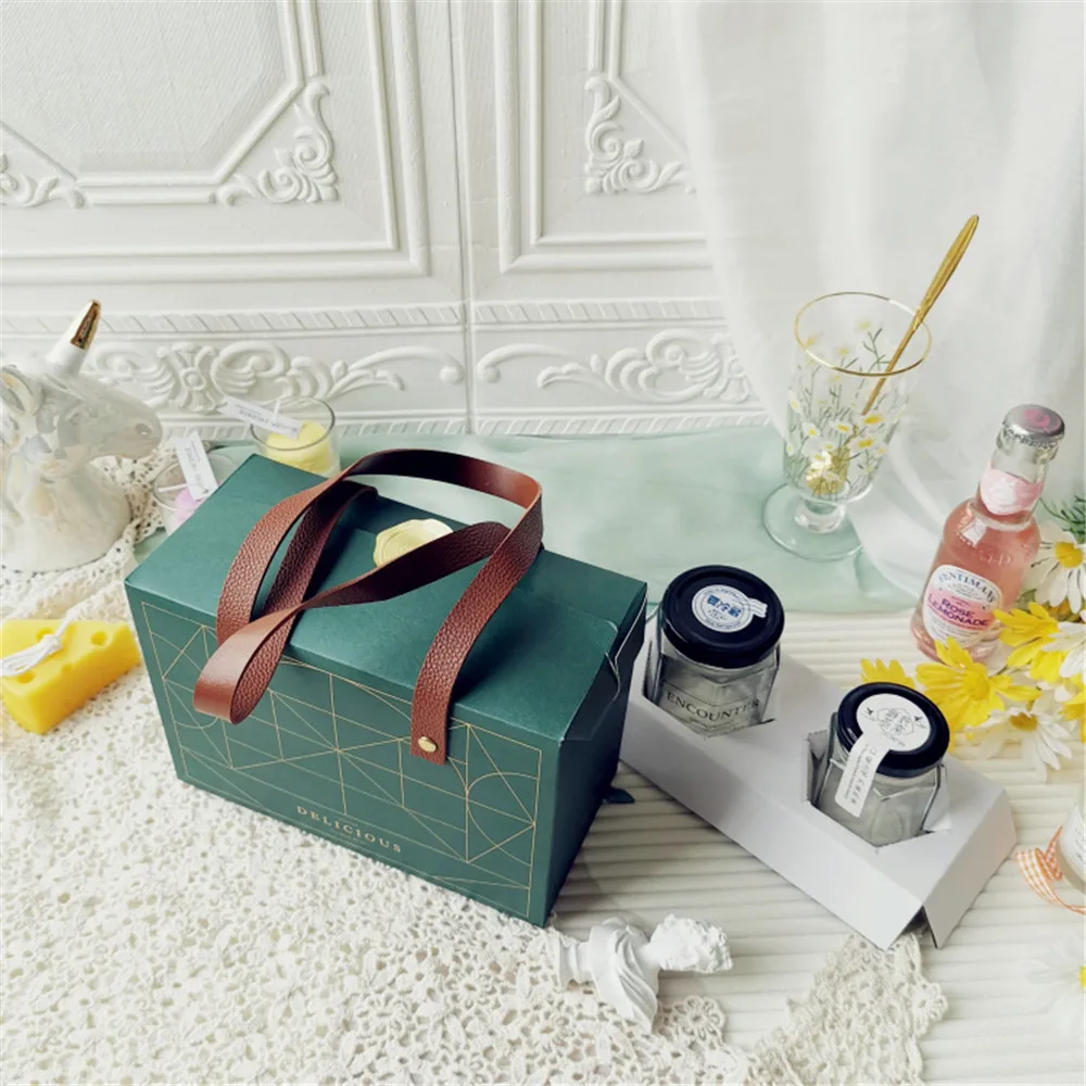 

Gift cardboard boxes Holiday gifts wedding favors for guests Dragees for wedding baptism candy container children gift party bag