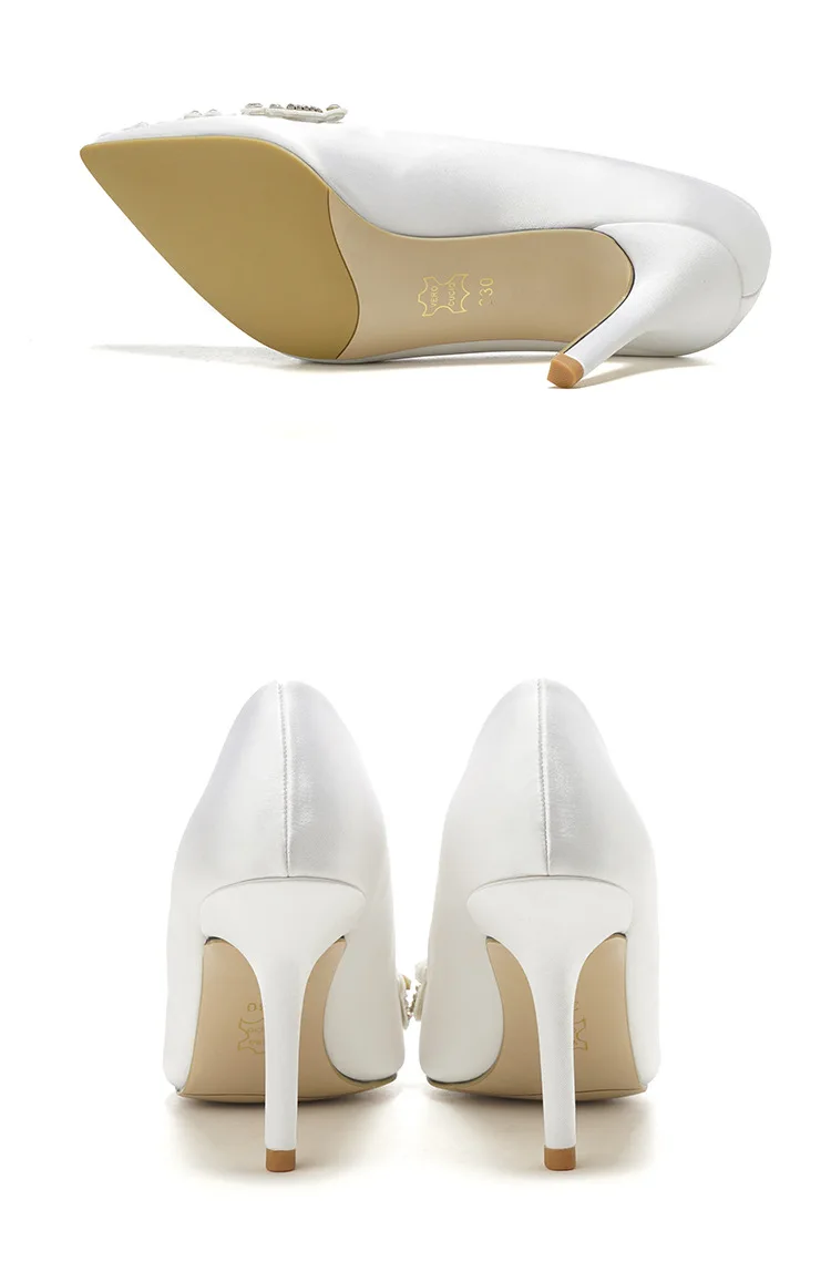 Белые туфли на высоком каблуке с острым носком; атласные женские туфли с кристаллами; маленькие размеры; модельные туфли для торжеств; свадебные модельные туфли для подружек невесты