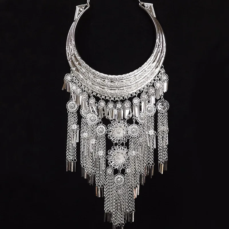 

Ethnic tribe Miao silver women's collar Miao nationality Neck necklace jewelry wedding performance holiday gift pusheen