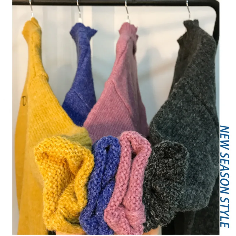 UYUK2019 Autumn And Winter New Loose Casual Fashion Trend Round Neck Solid Color Letter Embroidery Men's Knitted Sweater Hombre UYUK2019 Autumn And Winter New Loose Casual Fashion Trend Round Neck Solid Color Letter Embroidery Men's Knitted Sweater Hombre