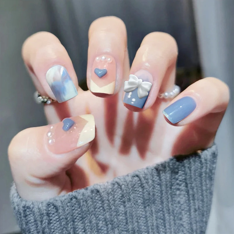Short Round Fake Nails Star Clouds Press On False Nail Tips with Designs Set Bow French Nail Art Decoration Manicure Tools
