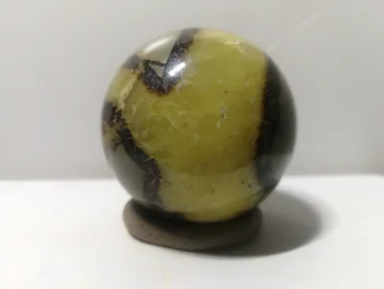 

232.5gNatural dragon ball crystal energy crystal ball, furniture accessories