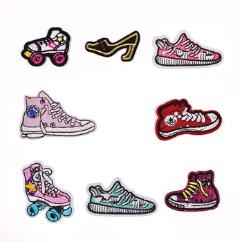 

Creative Girls Roller Skates Embroidery Patch DIY Iron on Patches for Clothes Sewing Applique Fabric Clothing Accessories