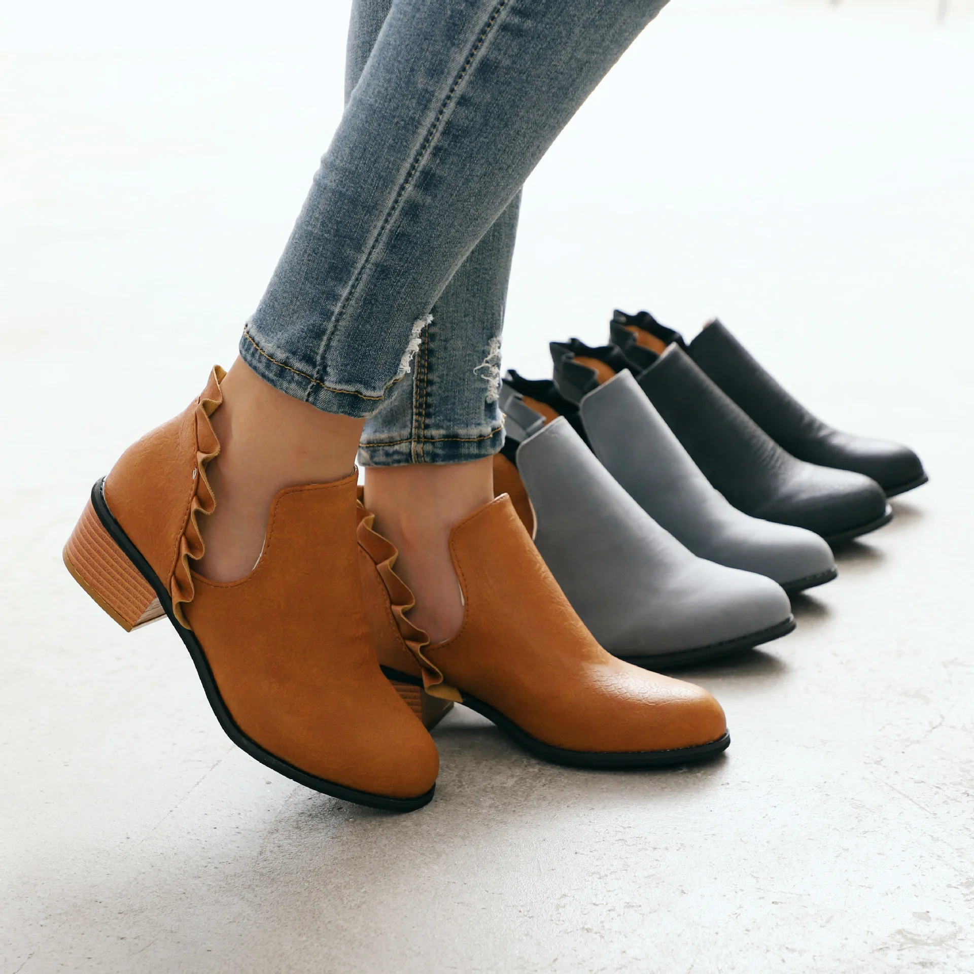 2019 г. Новые женские ботинки Осень зима Botas Feminina короткие сапоги с круглым носком и