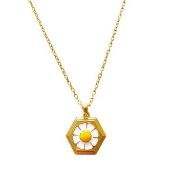 

European and American Non-Mainstream Design Hexagonal Daisy Necklace Female Enamel Glaze Elegant Daisy Necklace