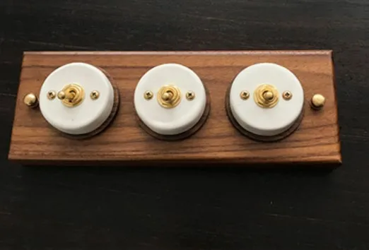 0003