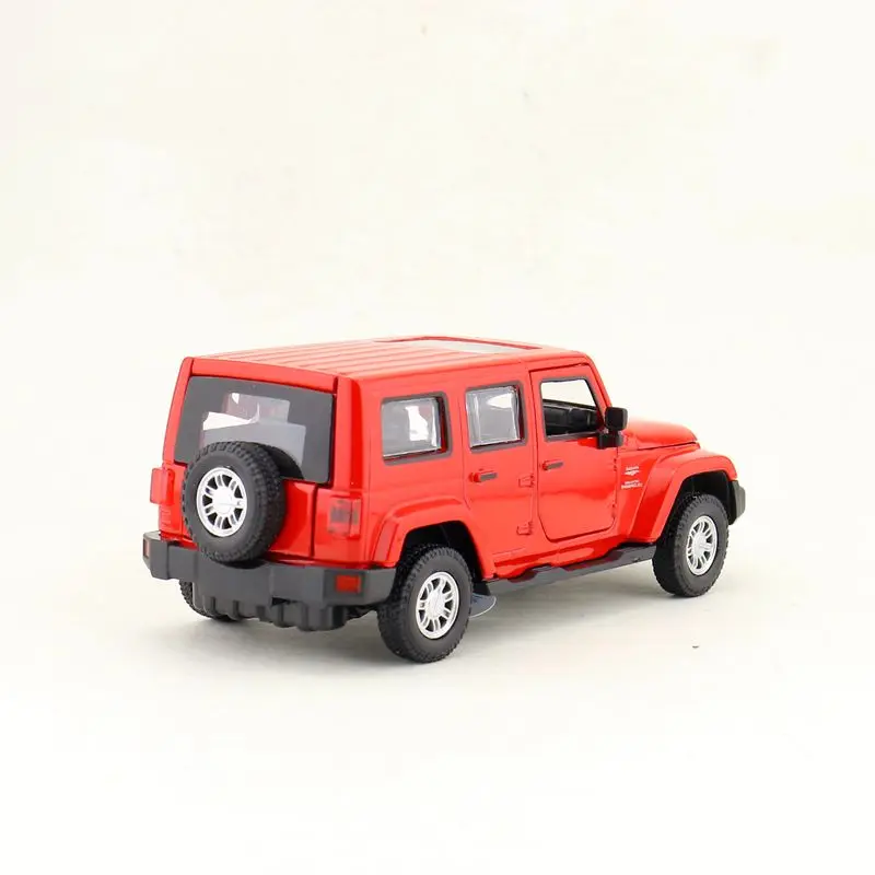 /Литье под давлением модель игрушки/1:32 Масштаб/Jeep Wrangler Супер спортивный автомобиль/оттяните назад/звук и свет/Набор для обучения/подарок