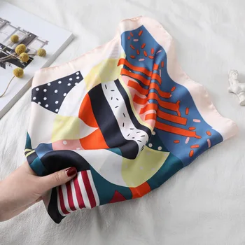 

2020 Fashion Small Square Towel New Type Silk Towel Female Four Seasons Can Use Neck Scarf Female Lovely Small Scarf Head Band