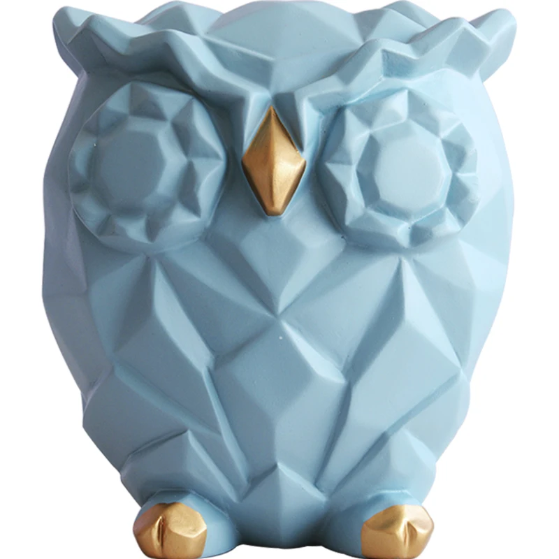 

American vintage resinous resins owl is decorated the soft adornment between the study model of furniture of household room