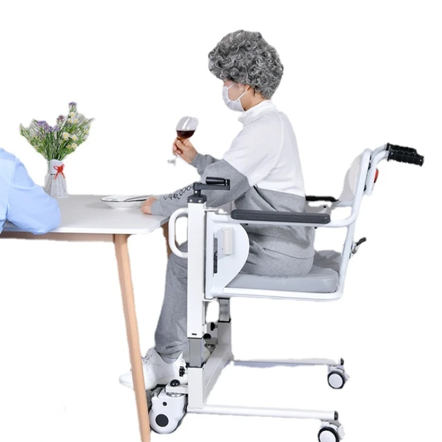Multi-fonction patient transfert handicapé chaise bain toilette chaise  d'aisance siège hauteur réglable soins personnes âgées léger fauteuil  roulant - AliExpress