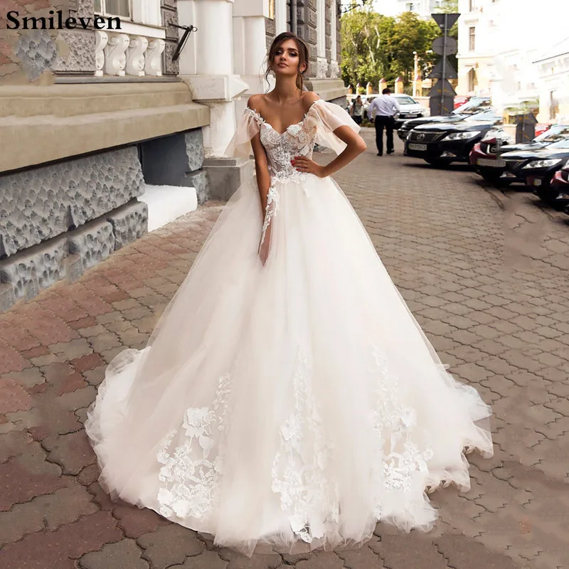 

Smileven Vintage Wedding Dress Off The Shoulder Boho Lace Appliques Ball Gown Bride Dress 2020 Fairy Style
