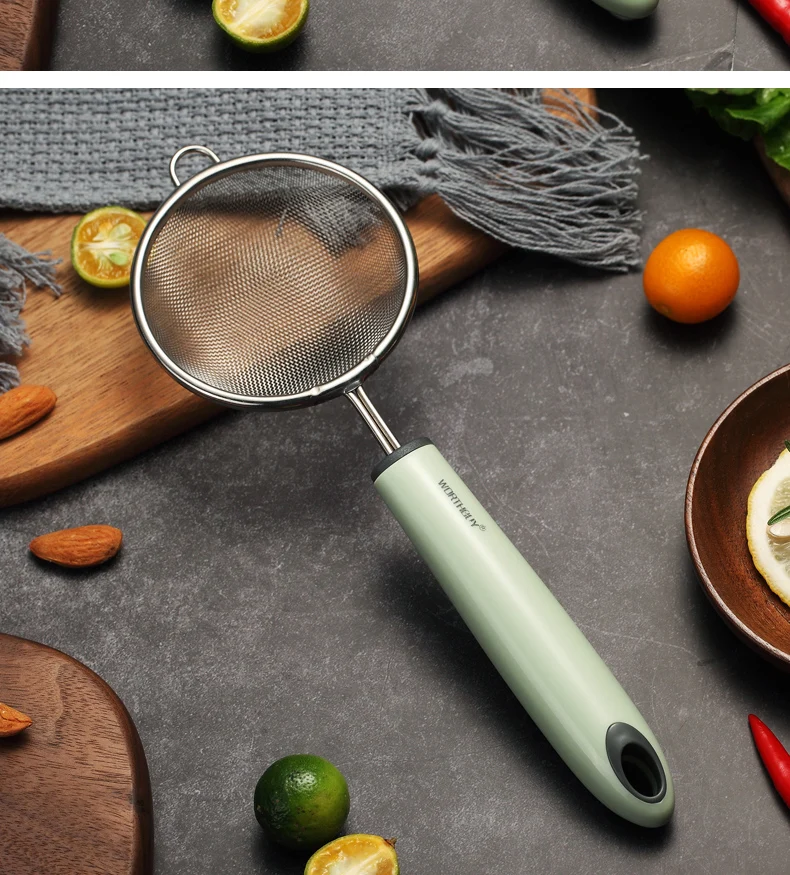 2 Size 304 Stainless Steel Flour Sieve Vegetables Residue Strainer With Plastic Handle Oil Filter Spoon