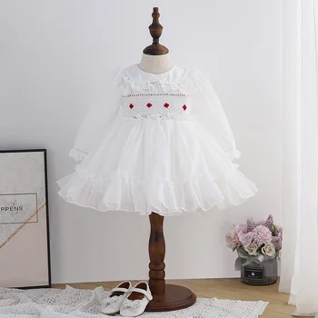 

Baby Girl Smocked White Dress Children Handmade Smocking Dresses Kids Spanish Embroidery Frocks Autumn infant Boutique Clothes