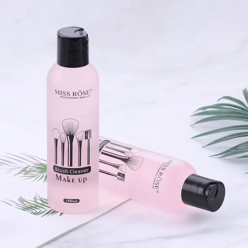 washing makeup brushes with shampoo