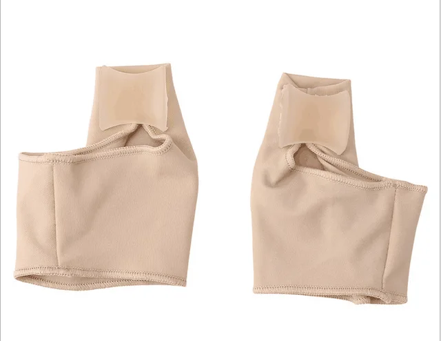 1Pair Big Bone Orthopedic Bunion Correction Pedicure Socks Silicone Hallux Valgus Corrector Braces Toes Separator Feet Care Tool S-30-39 yards