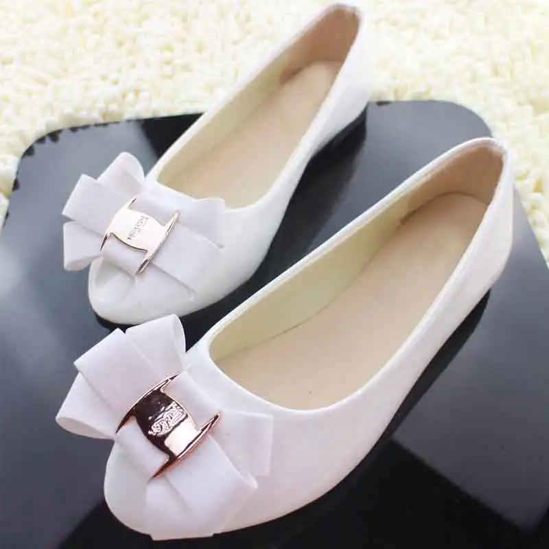 2021 Korean of spring and summer fashion sweet bow patent leather comfortable women's shoes flat shoes large size 42  WSH2347