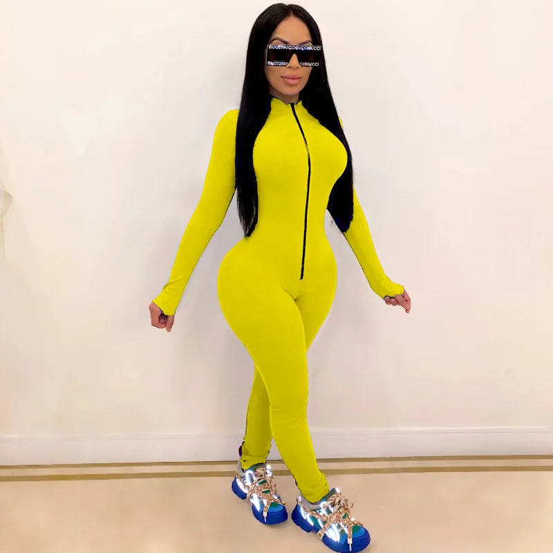 Рисунок 6 - Женский сплошной комбинезон на молнии