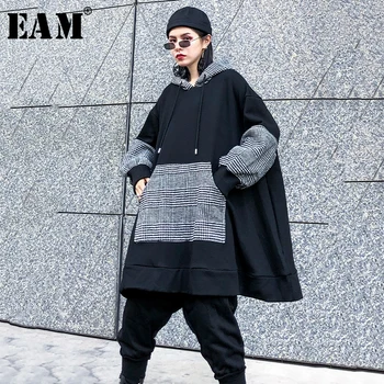 

[EAM] Loose Fit Black Plaid Oversized Pocket Sweatshirt New Hooded Long Sleeve Women Big Size Fashion Spring Autumn 2020 1K338