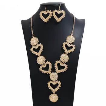 

LZHLQ Metal Heart Shape Necklace Colar Vintage Bohemian Ethnic Choker Maxi Statement Necklace Women Jewelry Sets