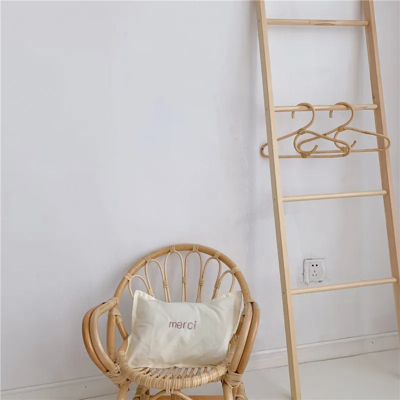 

Rattan Clothes Hanger Nordic Style Kids Garments Organizer Rack Children Adults Hanger Kids Room Decoration Hangers for Clothes
