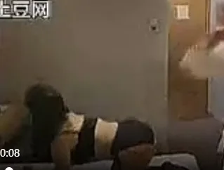 被老外打屁股,你害死我了