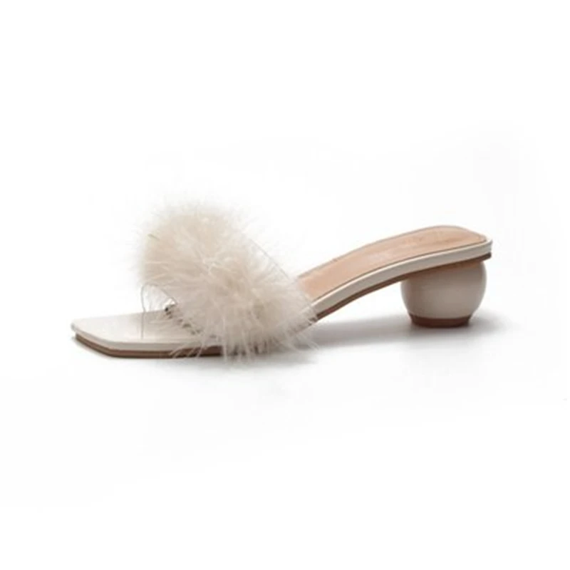 

2019 Summer fox fur slides Cute Plush Fox slippers fox hair luxury fashion slippers Women's sandals square head women's shoe
