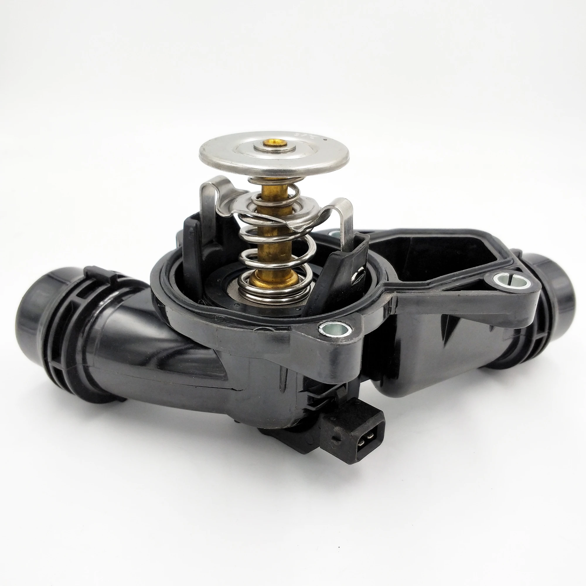 High Quality 11531437040 Car Engine Coolant Thermostat Housing Assembly