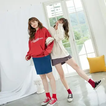 

4 Pairs Colleage Style Womens Autumn Multicolor Combed Cotton Crew Socks Sweet Solid Candy Color Hosiery with Gift Box