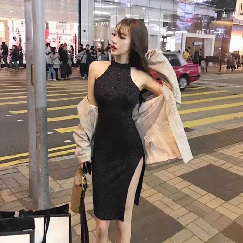 US $15.69