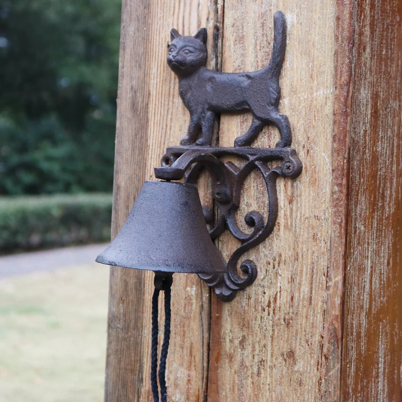 Rustic Cat Cast Iron Garden Decor Hand Cranking Bell European Country Accents Home Wall Mounted Heavy Metal Welcome Door Bell Rustic Cat Cast Iron Garden Decor Hand Cranking Bell European Country Accents Home Wall Mounted Heavy Metal Welcome Door Bell