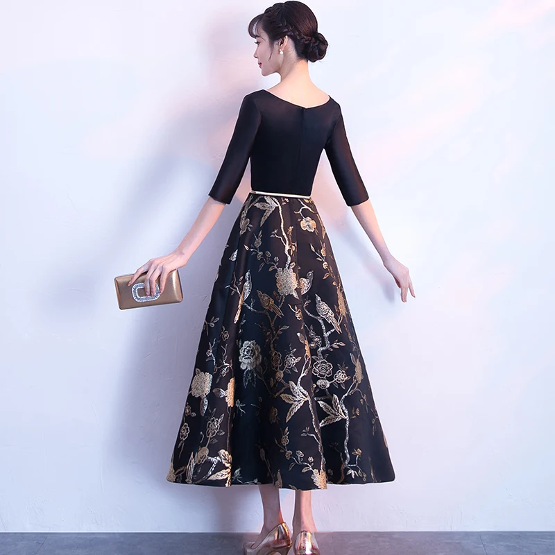 Printed Flower Satin Black Cocktail Dresses With Sleeves Elegant V-Neck A- Line Plus Size Semi Formal Gowns