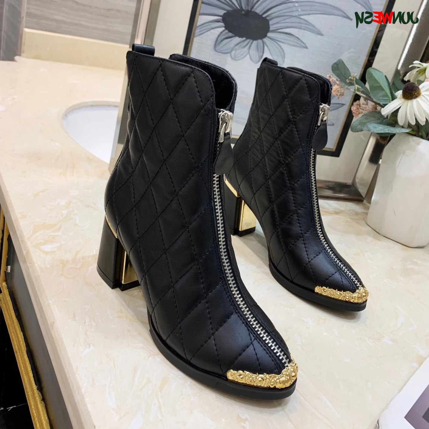 

2020 spring and autumn catwalk new luxury brand C leather plaid designer zipper casual color matching women's high boots