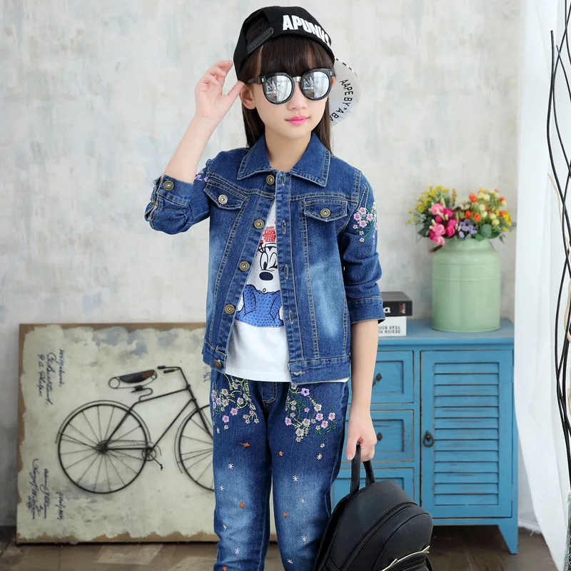 

Girls Autumn Denim Suit Big Boy Baby Girls Embroidery Cowboy Sports Two-Piece Set Spring And Autumn