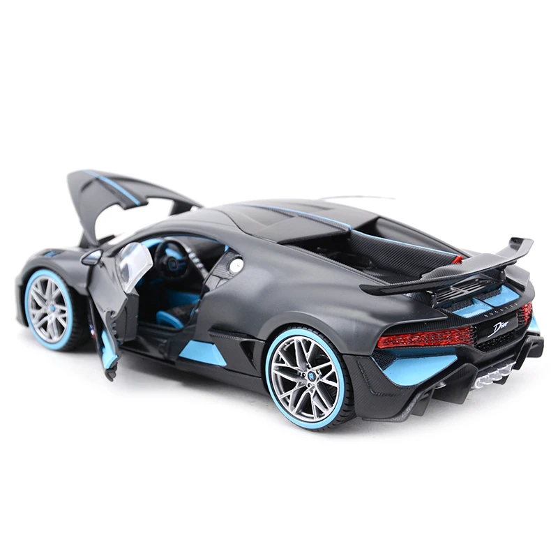 Спортивный автомобиль Maisto 1:24 Bugatti Divo статические литые автомобили Коллекционная