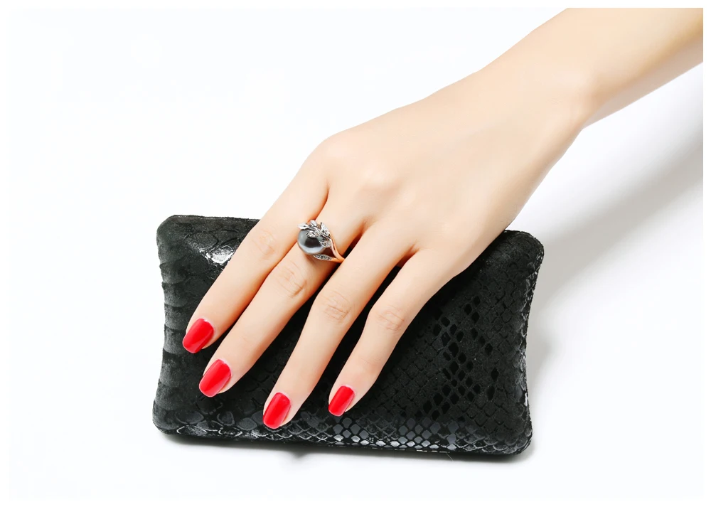 pearl ring (1)